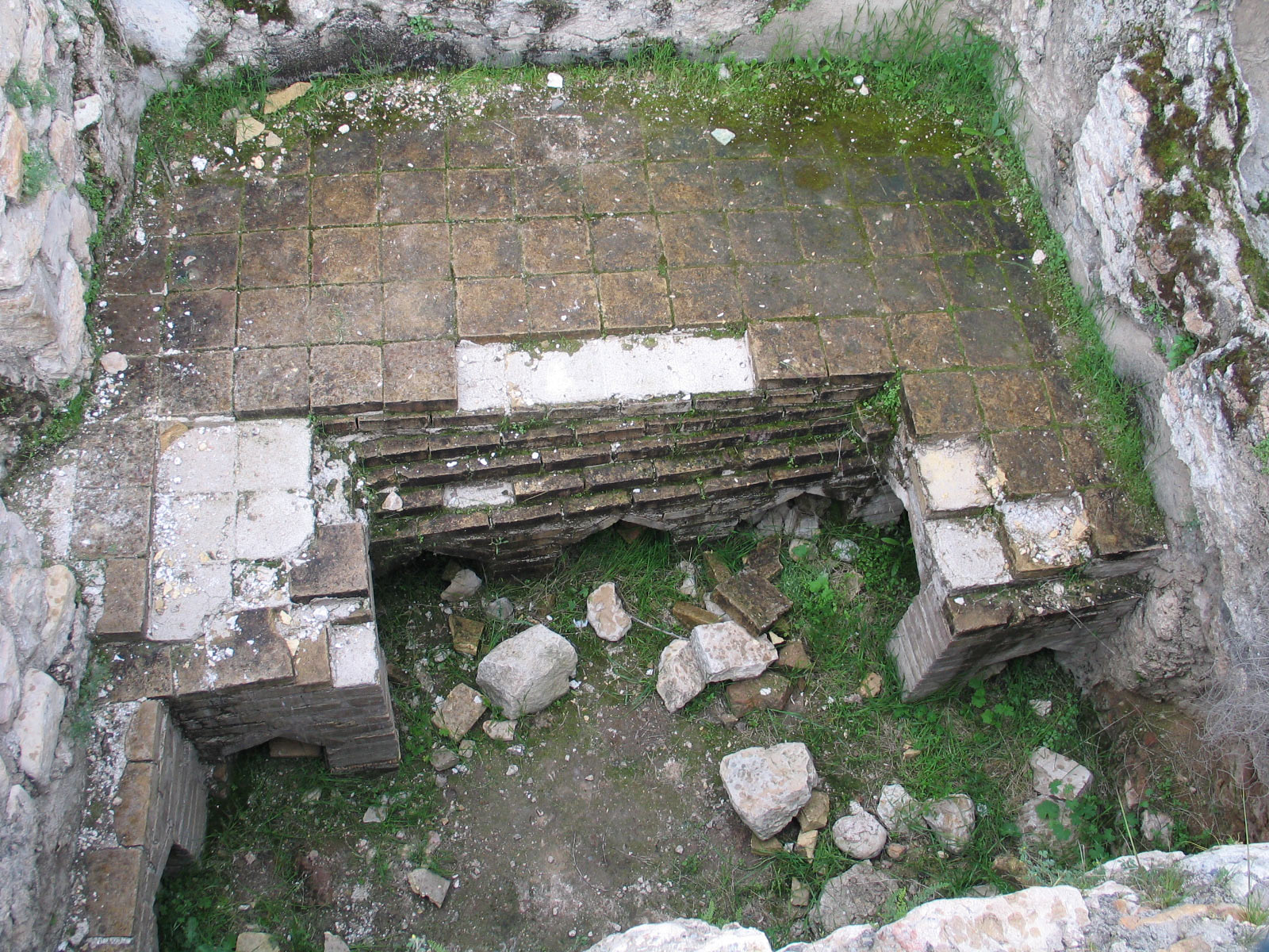 بیشاپور