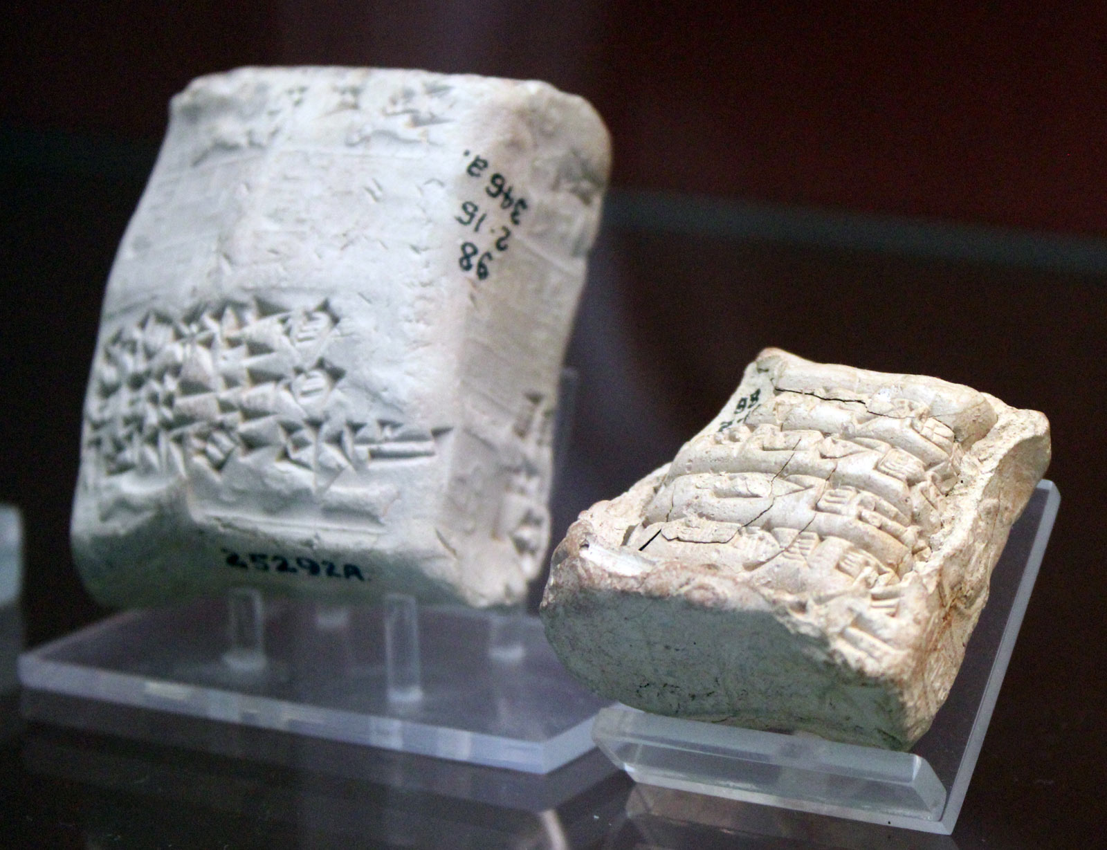 پاکت نامه گلی