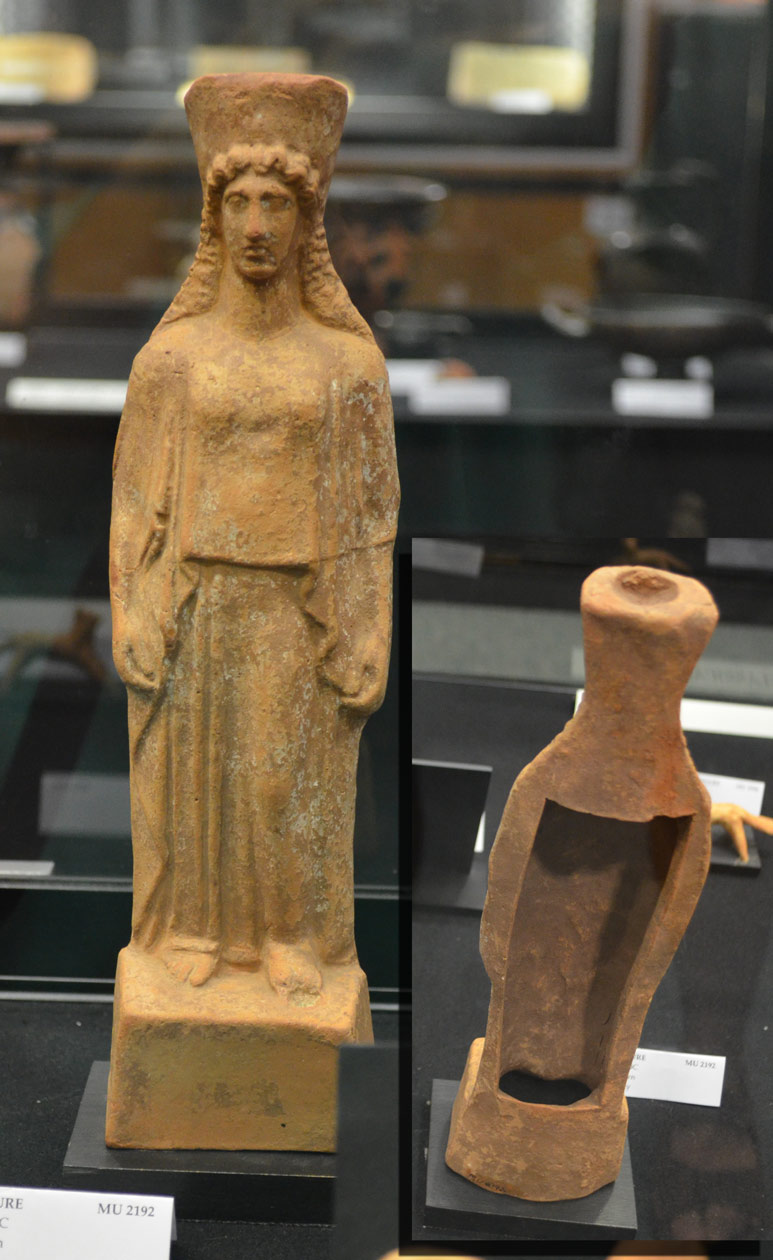 مجسمه سفالی زن