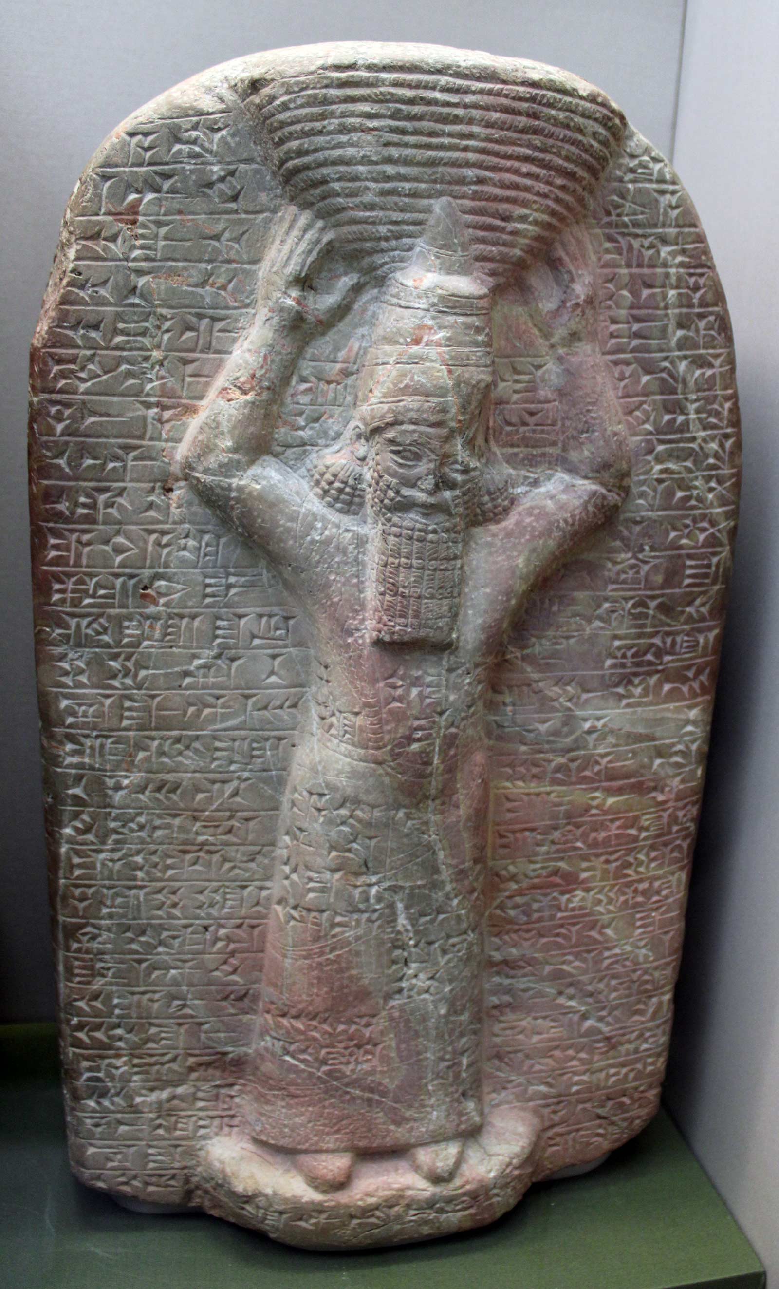 آشوربانیپال - بازسازی معبد مردوک در بابل