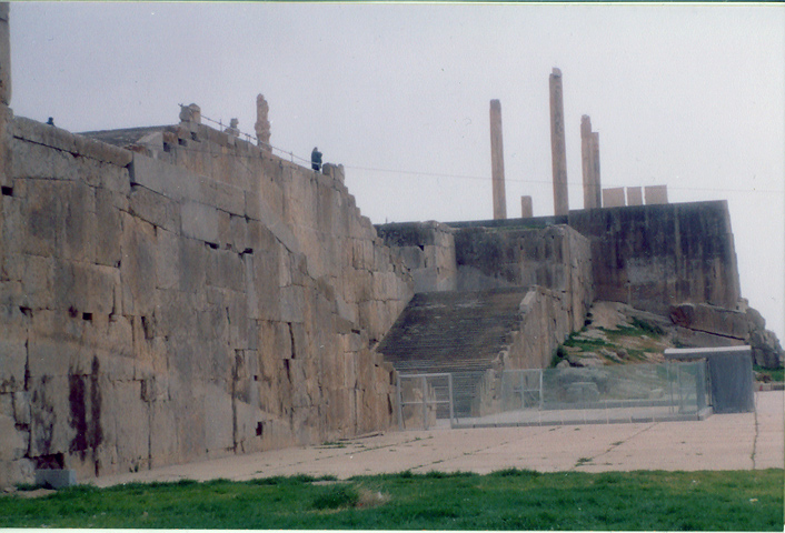 پلکان ورودی تخت جمشید 