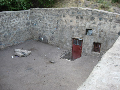 حمام سنگی گیوی