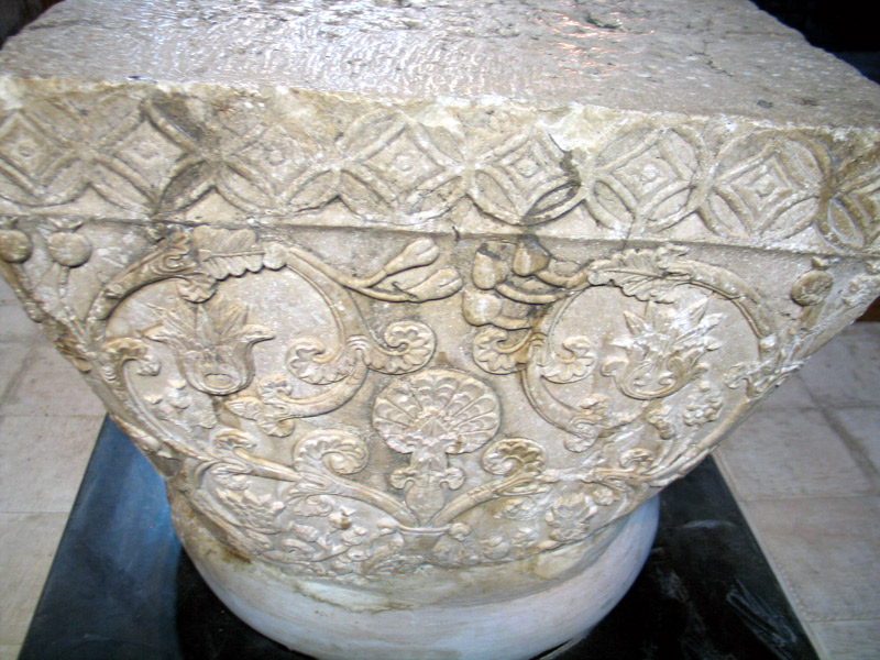 تاق بستان