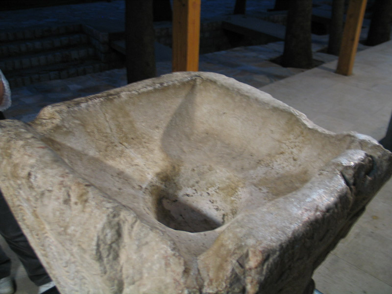 تاق بستان